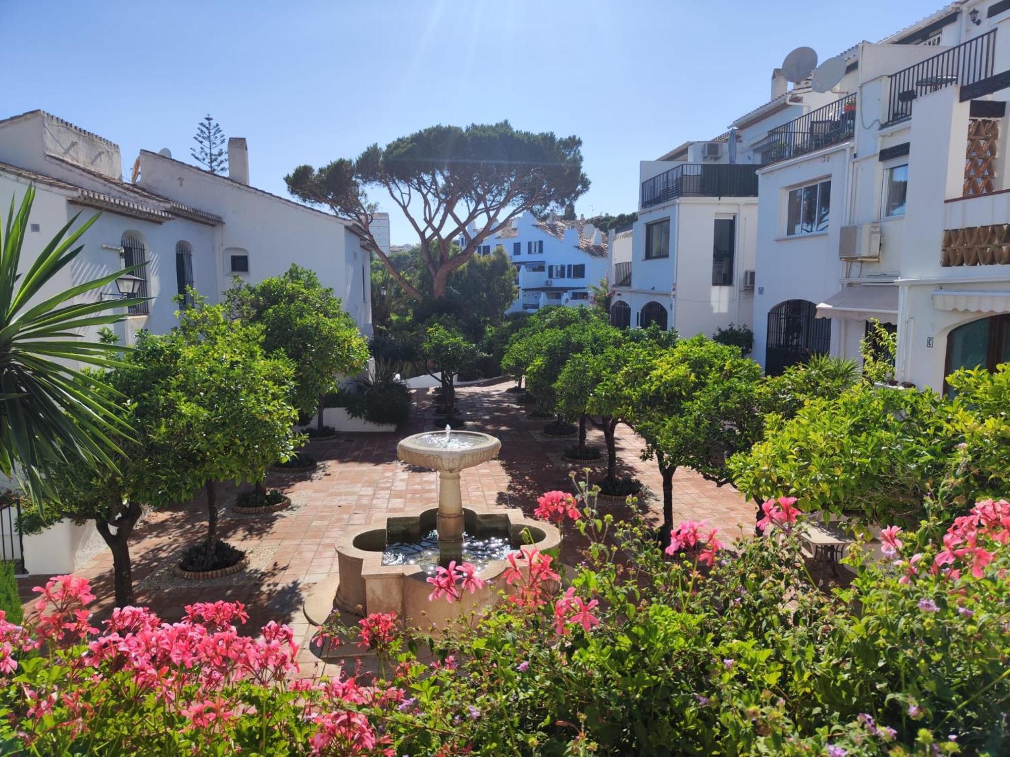 Dona Lola , Luminoso Apartamento Calahonda, Mijas Sitio de Calahonda Esterno foto